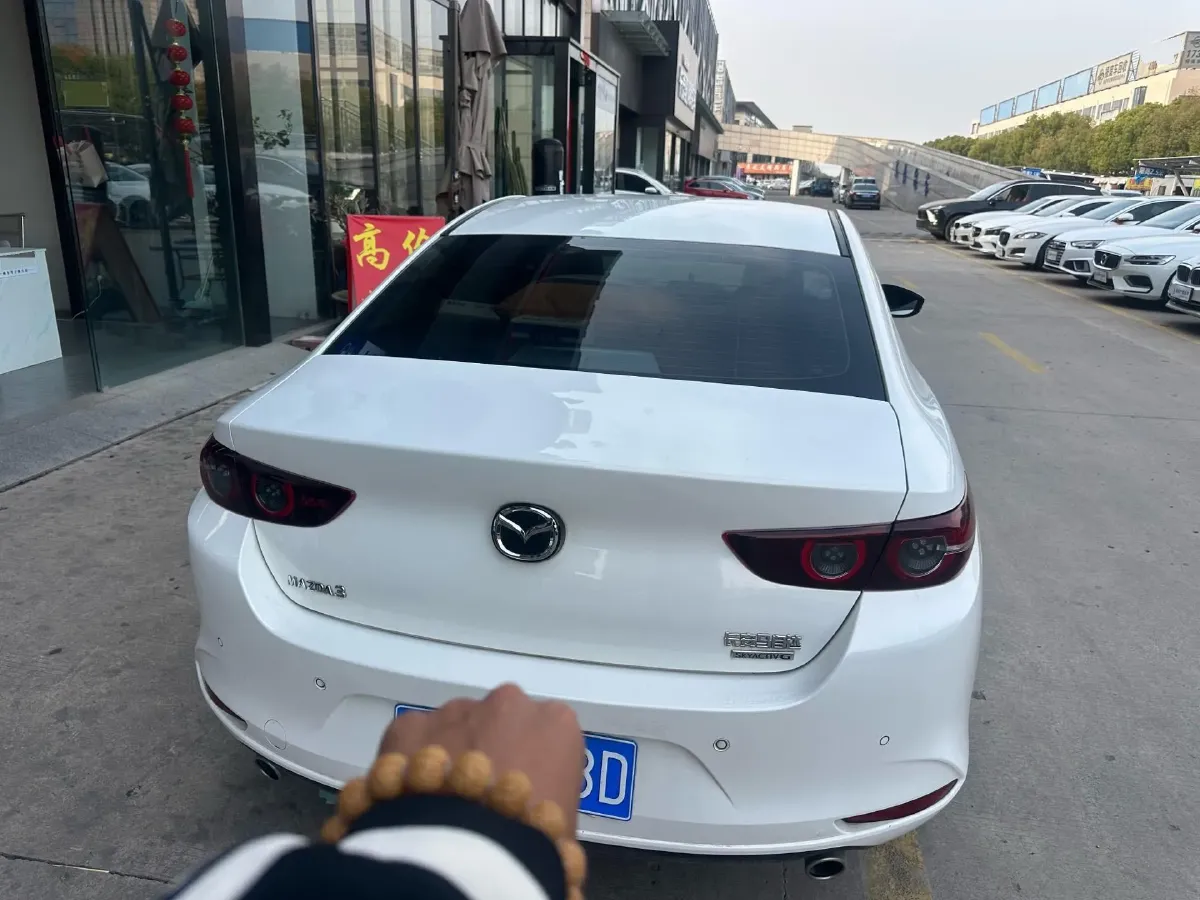 2022 Mazda 3 Axela 2.0L 158HP L4 6AT,autocango,china used car exporter,china ev exporter,chinese used car exporter,chinese used ev exporter