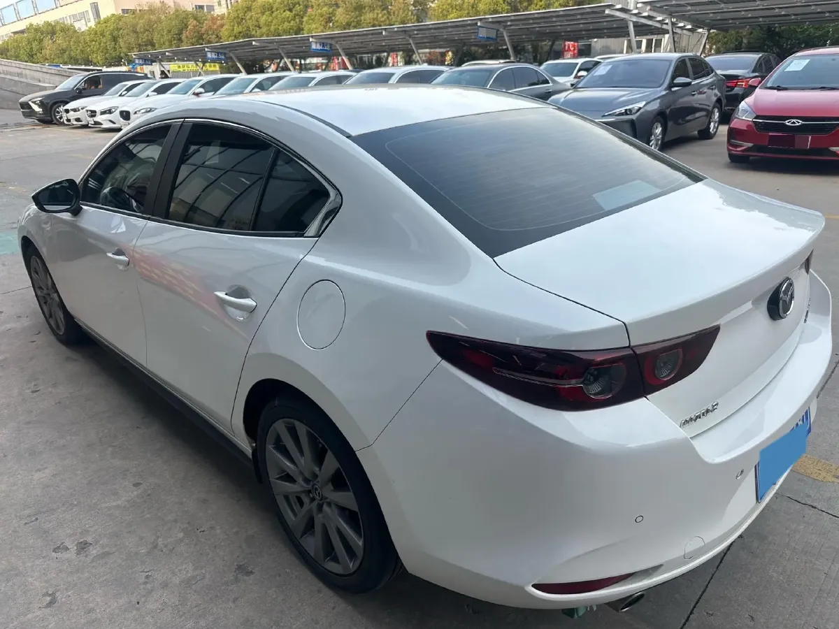 2022 Mazda 3 Axela 2.0L 158HP L4 6AT,autocango,china used car exporter,china ev exporter,chinese used car exporter,chinese used ev exporter