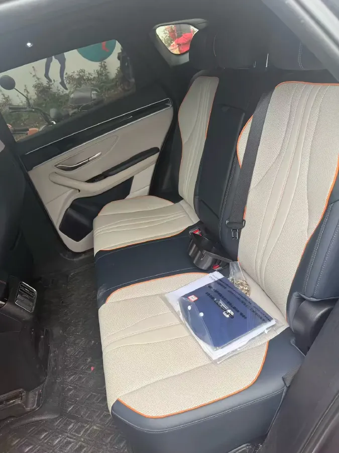 2022 Geely JiaJi 1.5T 177HP L3 7DCT PHEV 15.5KWH,autocango,china used car exporter,china ev exporter,chinese used car exporter,chinese used ev exporter