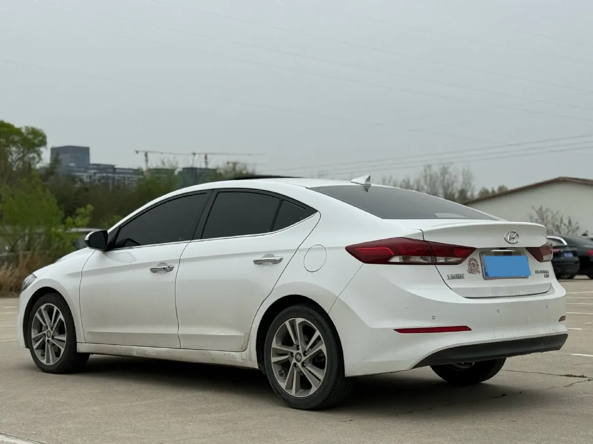 2016 Hyundai Elantra 1.6L 130HP L4 6AT,autocango,china used car exporter,china ev exporter,chinese used car exporter,chinese used ev exporter