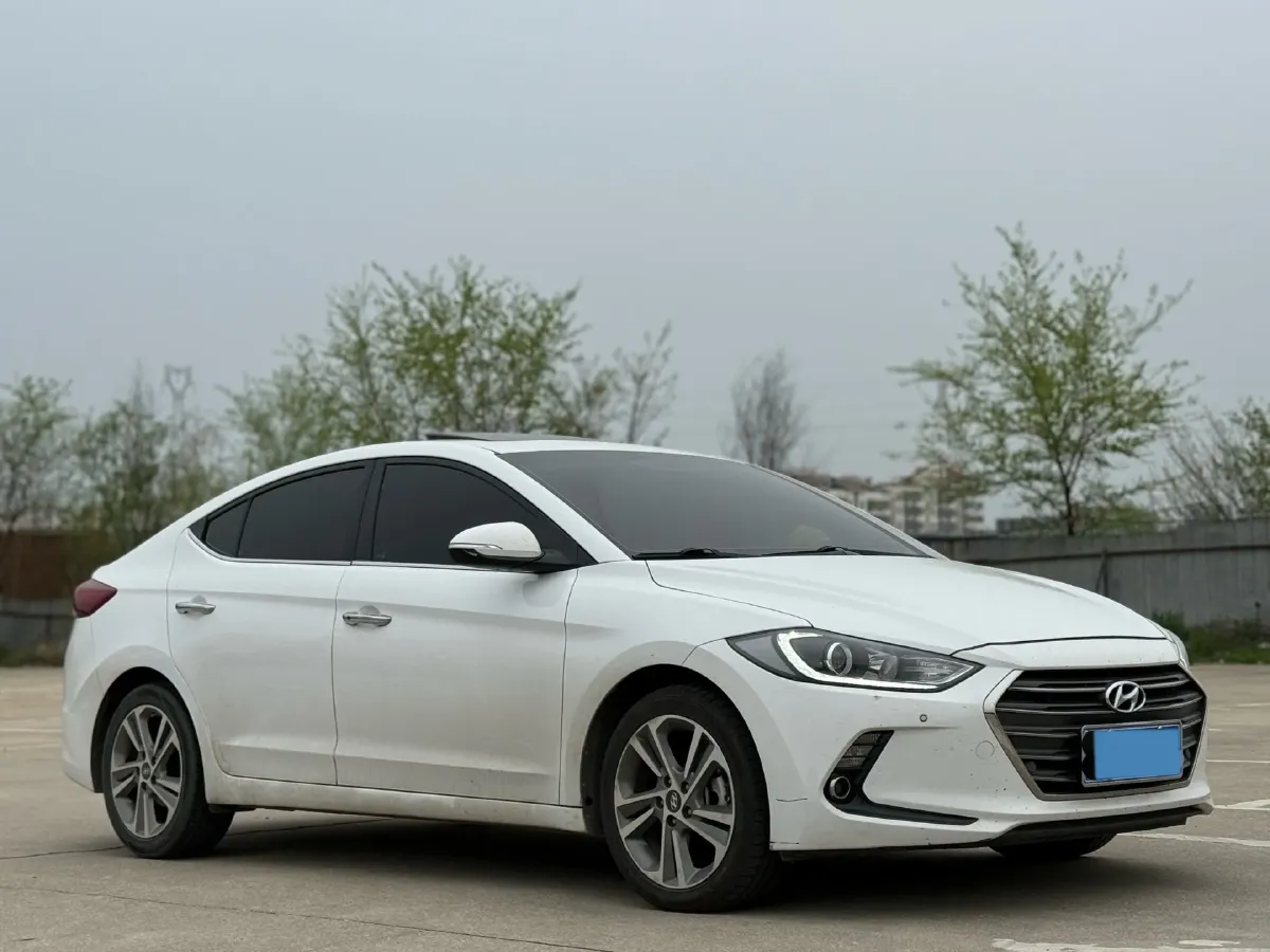 2016 Hyundai Elantra 1.6L 130HP L4 6AT,autocango,china used car exporter,china ev exporter,chinese used car exporter,chinese used ev exporter