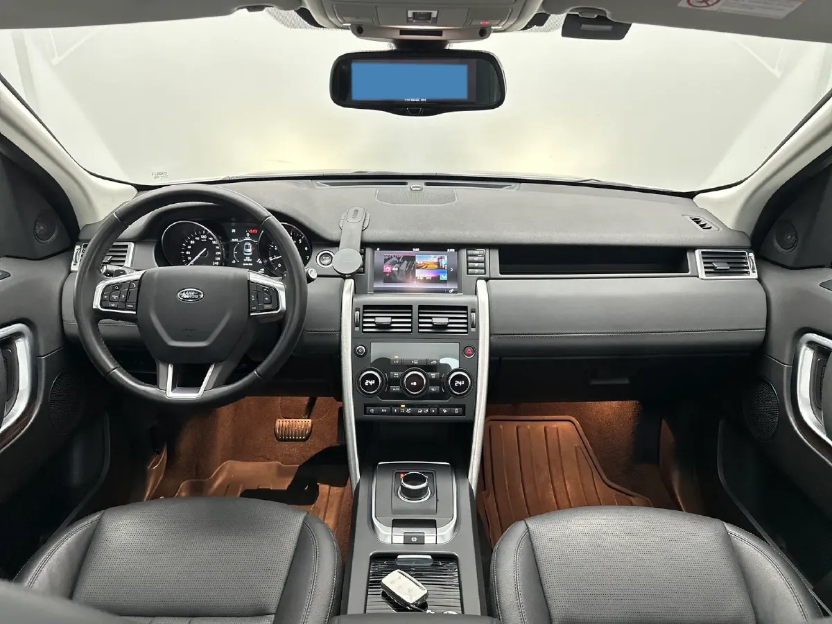 2018 Land Rover Discovery Sport 2.0T 241HP L4 9AT,autocango,china used car exporter,china ev exporter,chinese used car exporter,chinese used ev exporter