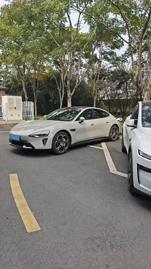 2024 MI SU7 BEV 73.6KWH,autocango,china used car exporter,china ev exporter,chinese used car exporter,chinese used ev exporter