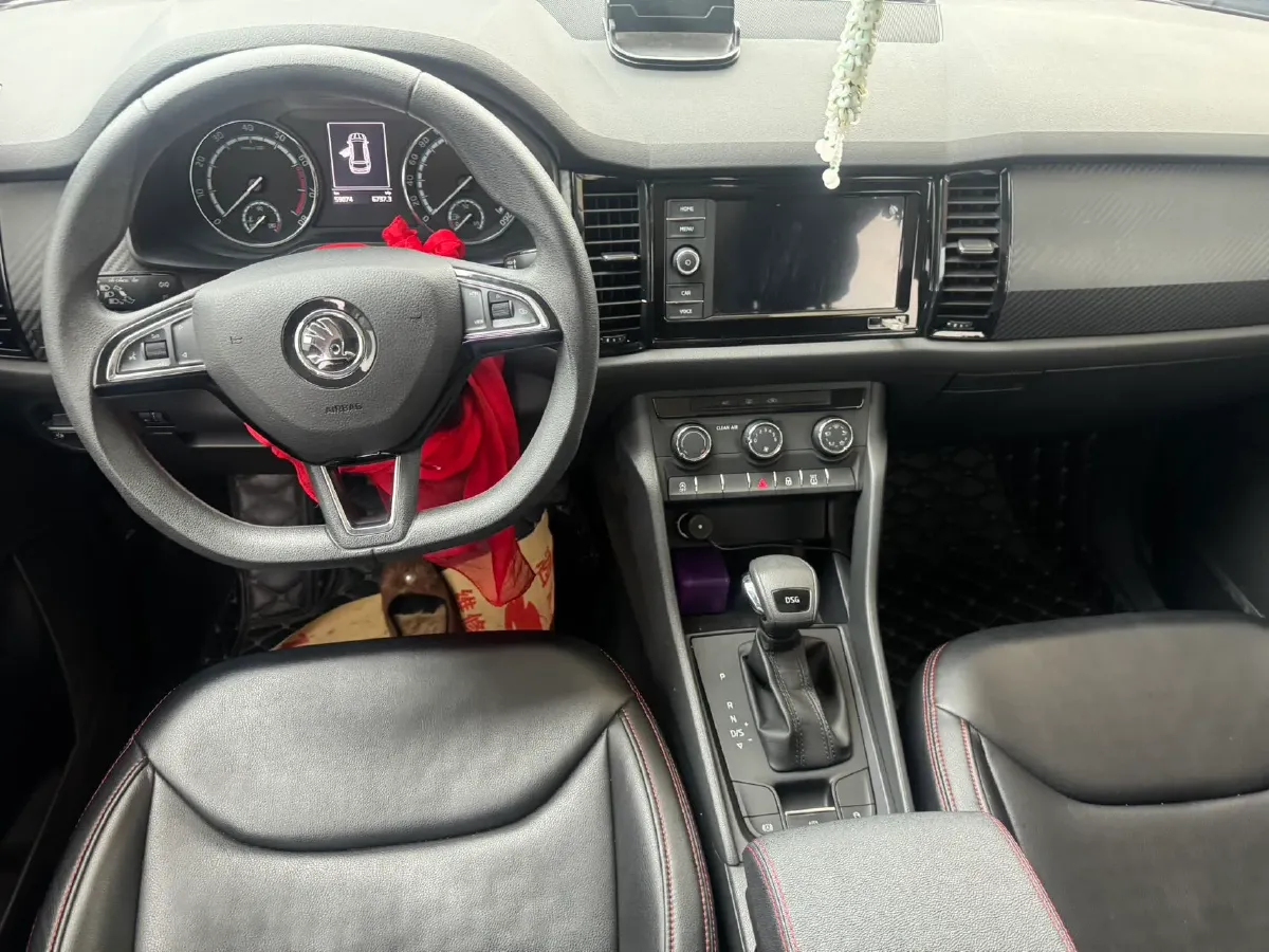 2019 Buick EnvisionPlus 1.5T 169HP L4 7DCT,autocango,china used car exporter,china ev exporter,chinese used car exporter,chinese used ev exporter