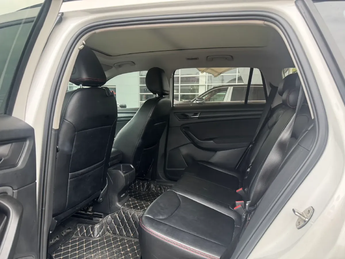 2019 Buick EnvisionPlus 1.5T 169HP L4 7DCT,autocango,china used car exporter,china ev exporter,chinese used car exporter,chinese used ev exporter