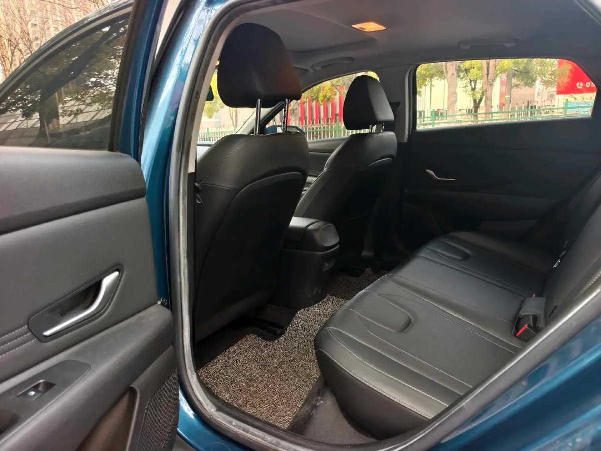 2021 Hyundai Elantra 1.5L 115HP L4 CVT,autocango,china used car exporter,china ev exporter,chinese used car exporter,chinese used ev exporter