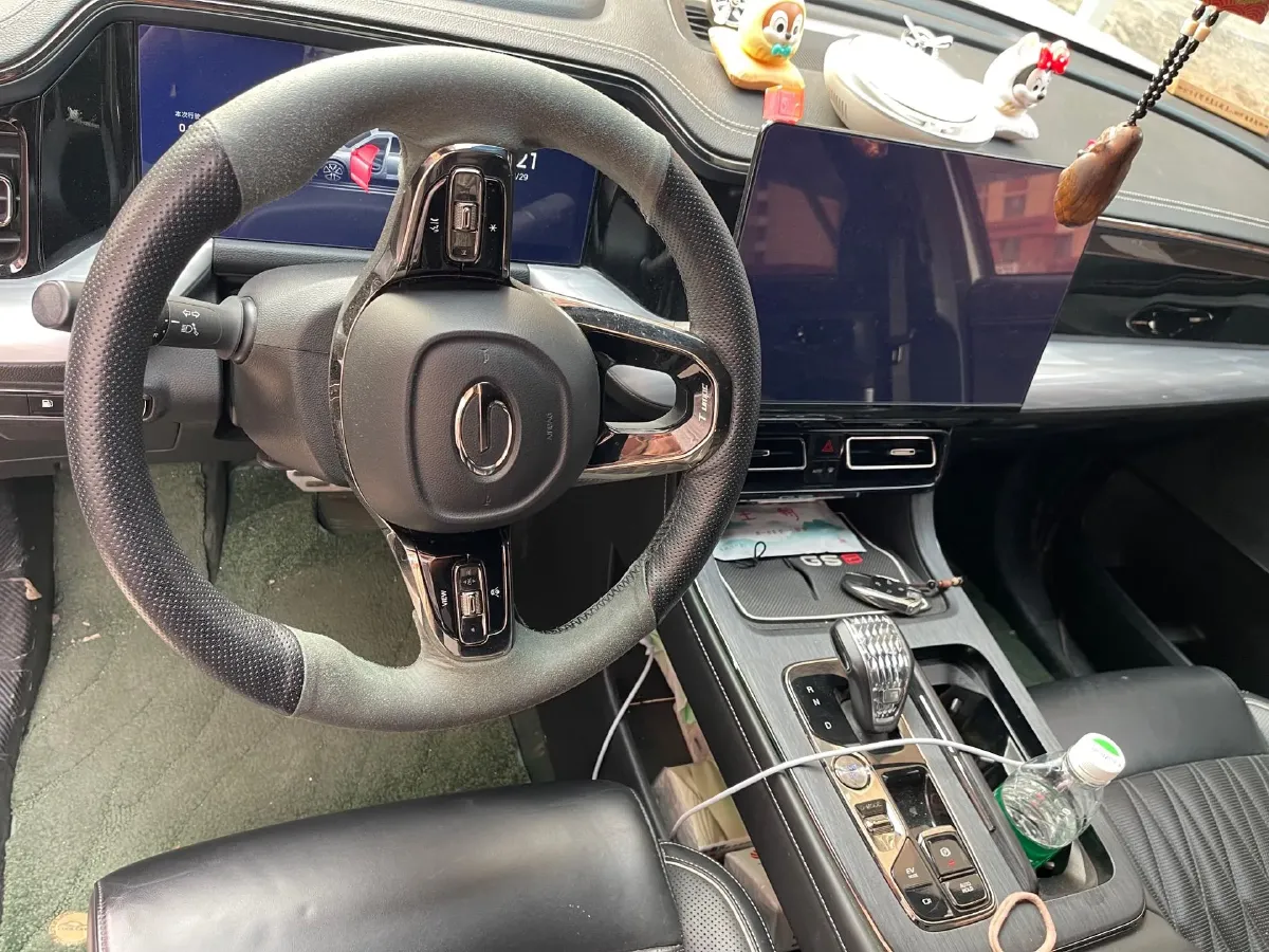 2022 GAC Trumpchi GS8 2.0T 190HP L4 E-CVT Hybrid,autocango,china used car exporter,china ev exporter,chinese used car exporter,chinese used ev exporter