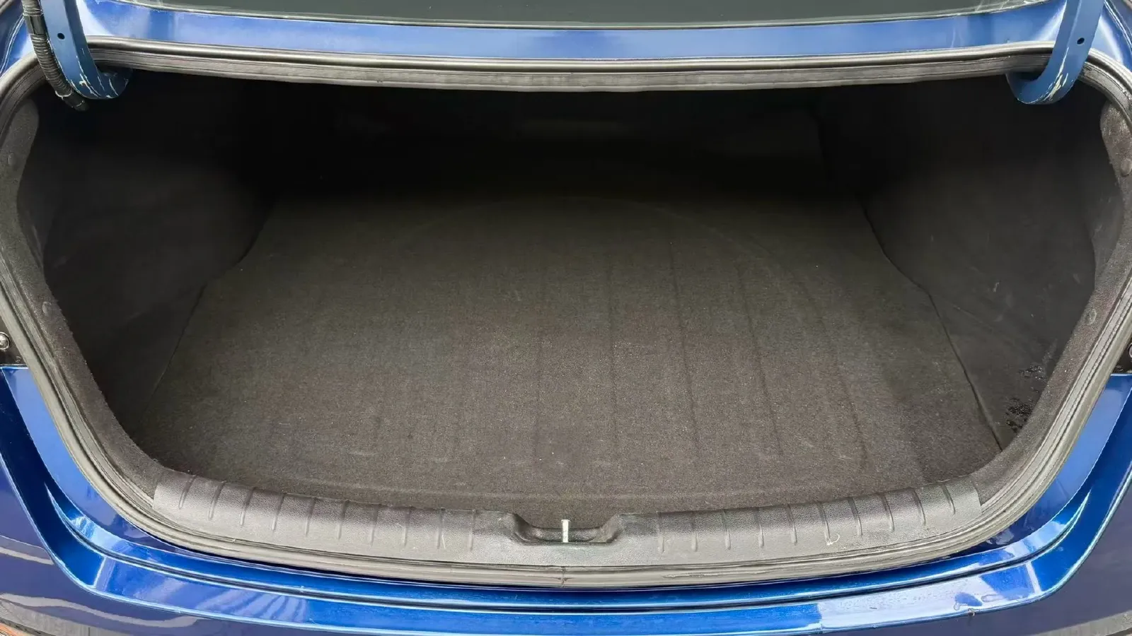 2019 Hyundai La Festa 1.6T 204HP L4 7DCT,autocango,china used car exporter,china ev exporter,chinese used car exporter,chinese used ev exporter