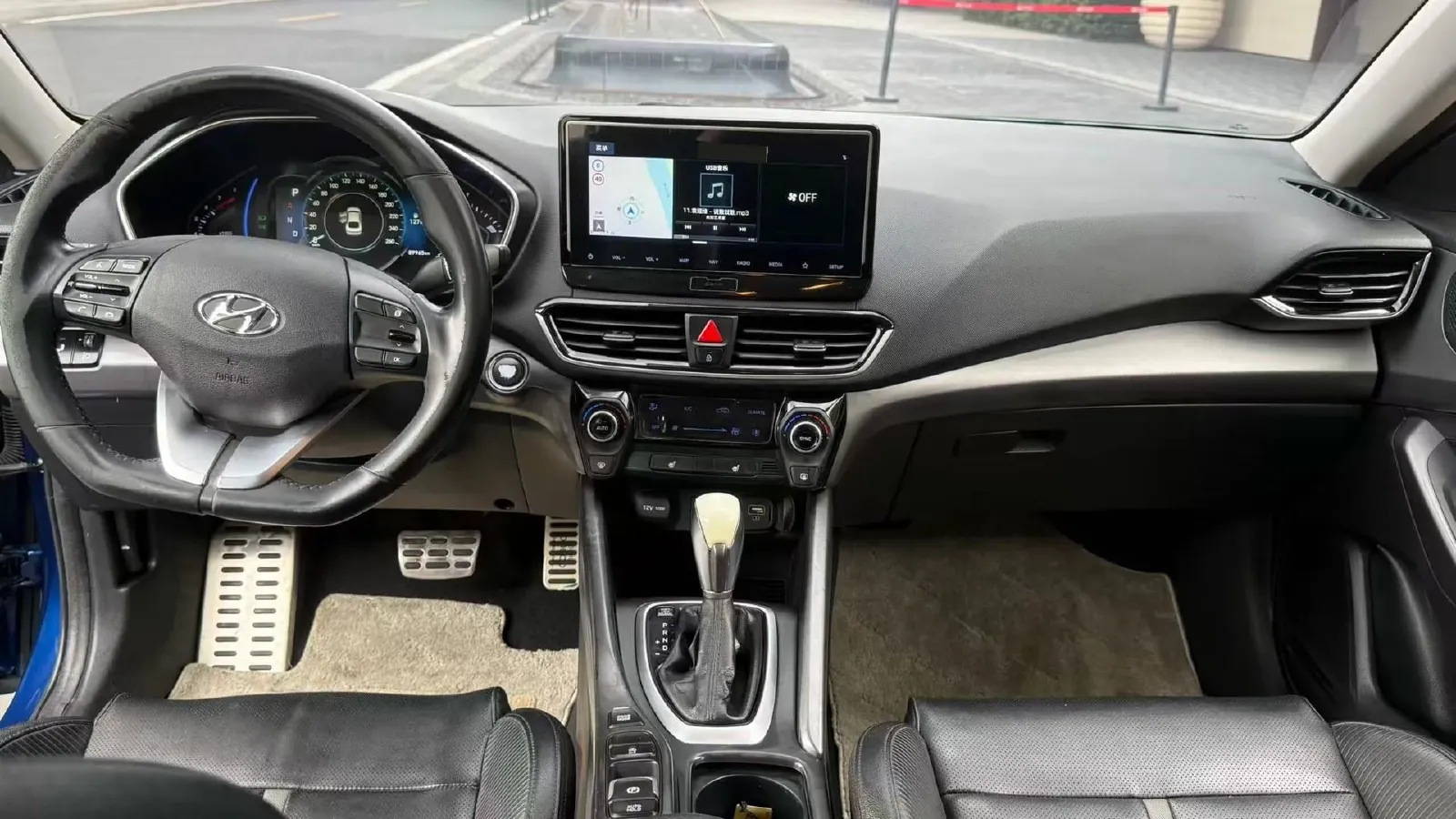 2019 Hyundai La Festa 1.6T 204HP L4 7DCT,autocango,china used car exporter,china ev exporter,chinese used car exporter,chinese used ev exporter