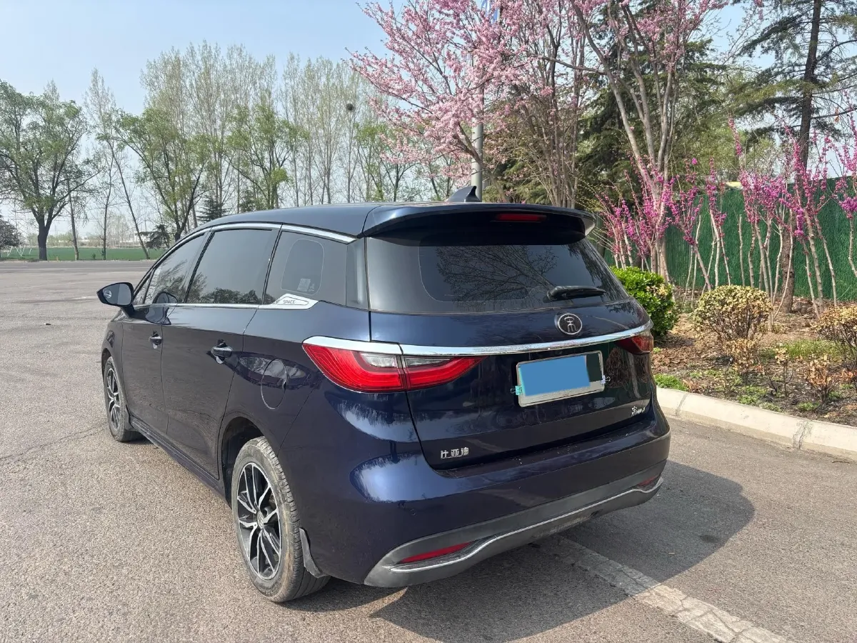 2018 BYD Song MAX 1.5T 154HP L4 6DCT,autocango,china used car exporter,china ev exporter,chinese used car exporter,chinese used ev exporter