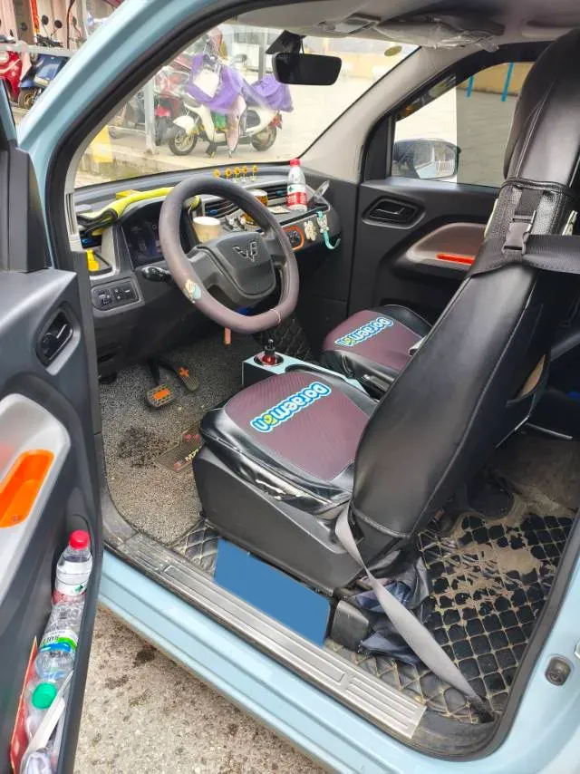 2021 WuLing HongGuang MINI EV BEV 13.9KWH,autocango,china used car exporter,china ev exporter,chinese used car exporter,chinese used ev exporter