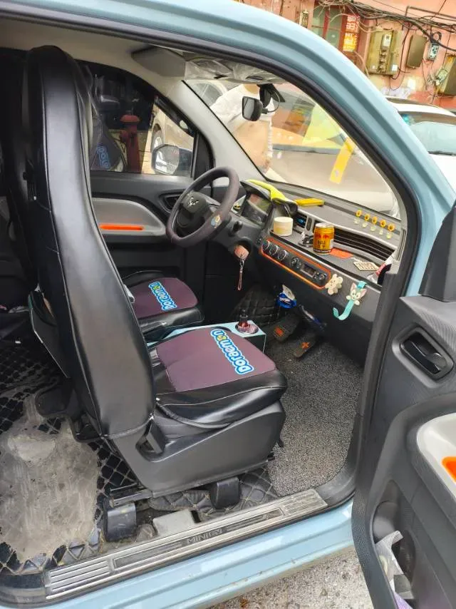 2021 WuLing HongGuang MINI EV BEV 13.9KWH,autocango,china used car exporter,china ev exporter,chinese used car exporter,chinese used ev exporter