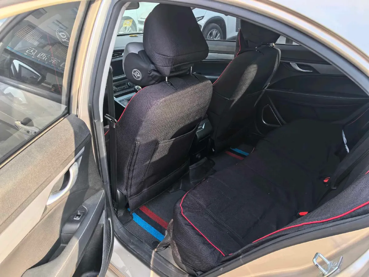 2021 Geely Coolray 1.4T 141HP L4 6MT,autocango,china used car exporter,china ev exporter,chinese used car exporter,chinese used ev exporter