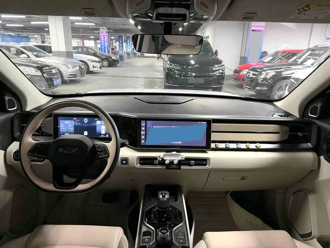 2023 Geely ICON 1.5T 181HP L4 7DCT,autocango,china used car exporter,china ev exporter,chinese used car exporter,chinese used ev exporter