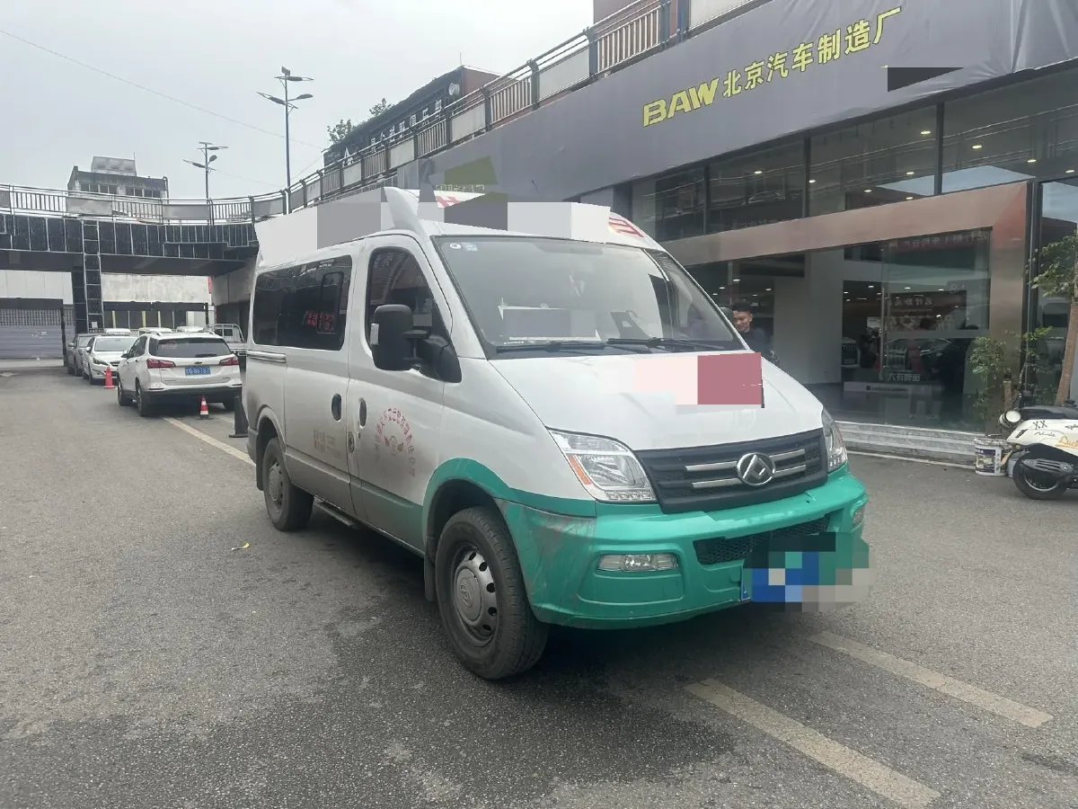 2023 MAXUS XinTu V80 2.0T 139HP L4 6MT,autocango,china used car exporter,china ev exporter,chinese used car exporter,chinese used ev exporter