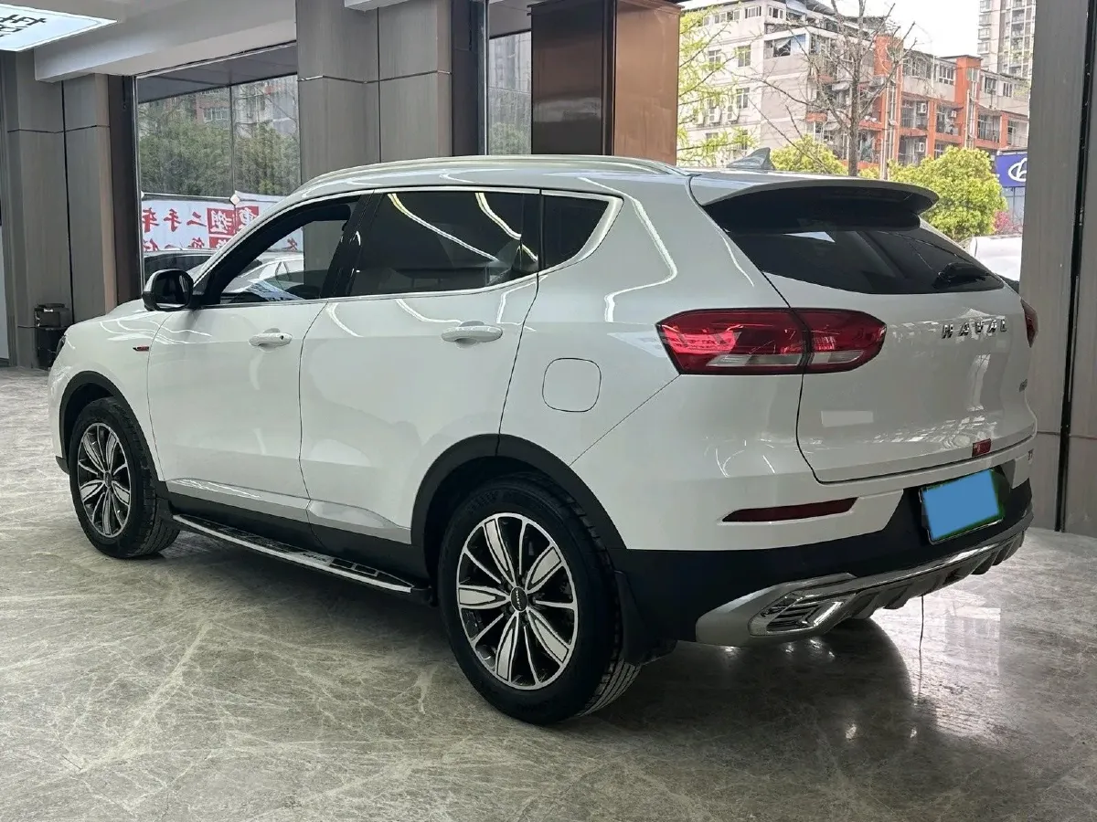 2021 Haval H6 1.5T 169HP L4 7DCT,autocango,china used car exporter,china ev exporter,chinese used car exporter,chinese used ev exporter