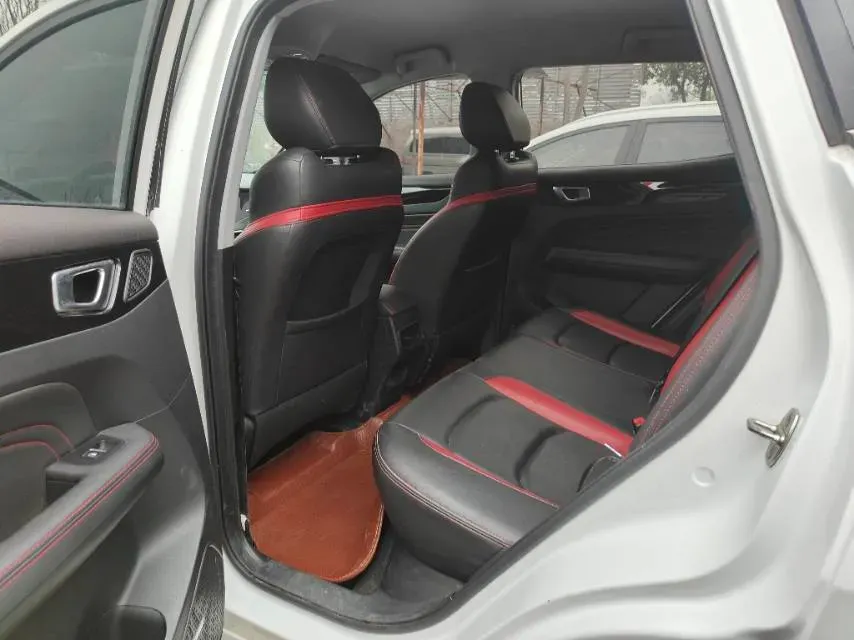 2020 KaiYi XuanJie 1.5L 116HP L4 5MT,autocango,china used car exporter,china ev exporter,chinese used car exporter,chinese used ev exporter