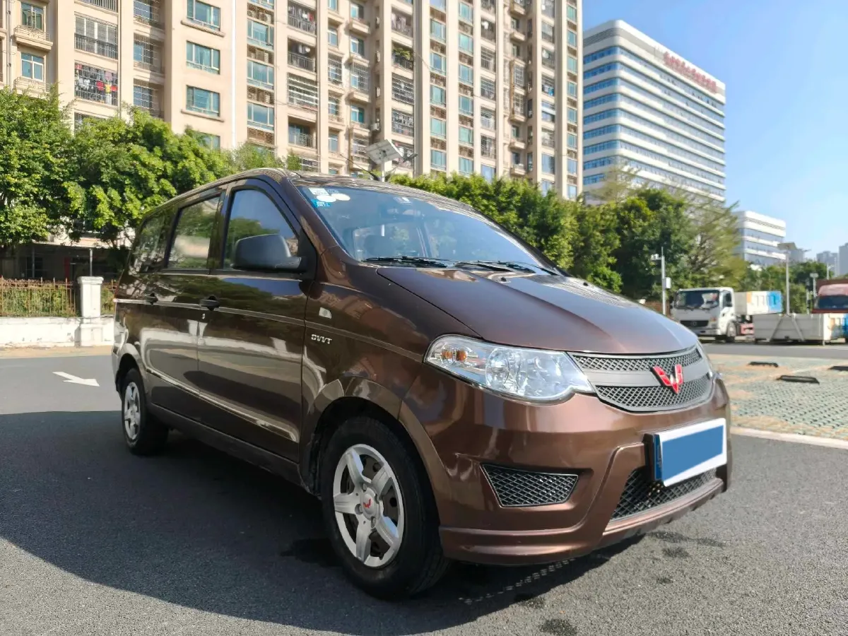 2015 WuLing HongGuang 1.5L 112HP L4 5MT,autocango,china used car exporter,china ev exporter,chinese used car exporter,chinese used ev exporter