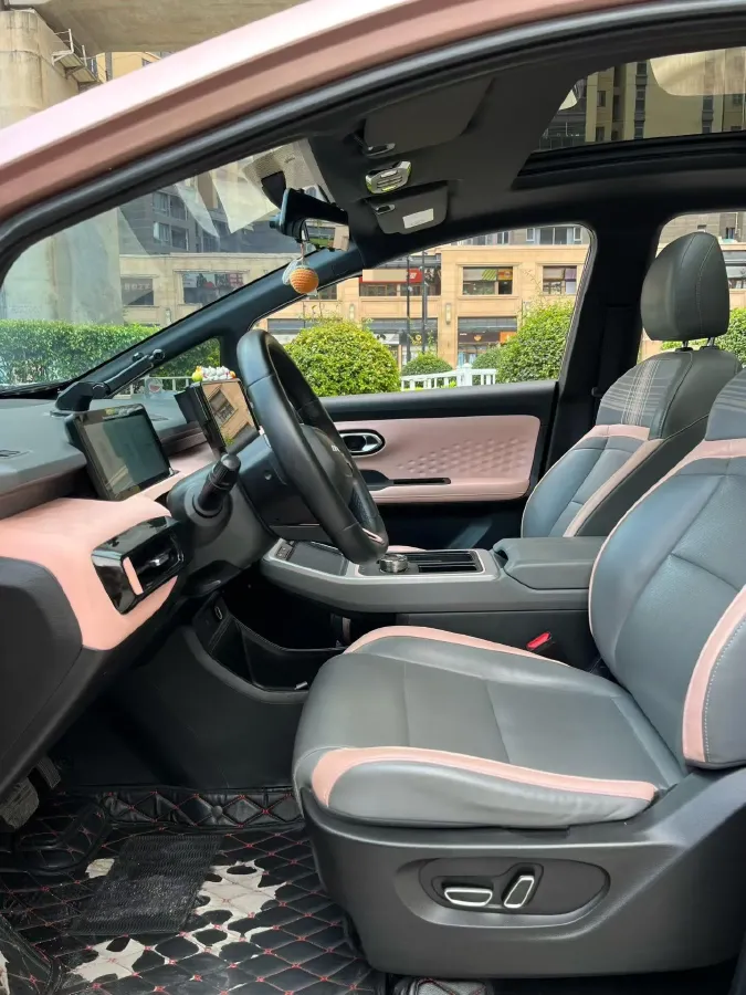 2022 Geely Okavango 1.8T 184HP L4 7DCT,autocango,china used car exporter,china ev exporter,chinese used car exporter,chinese used ev exporter