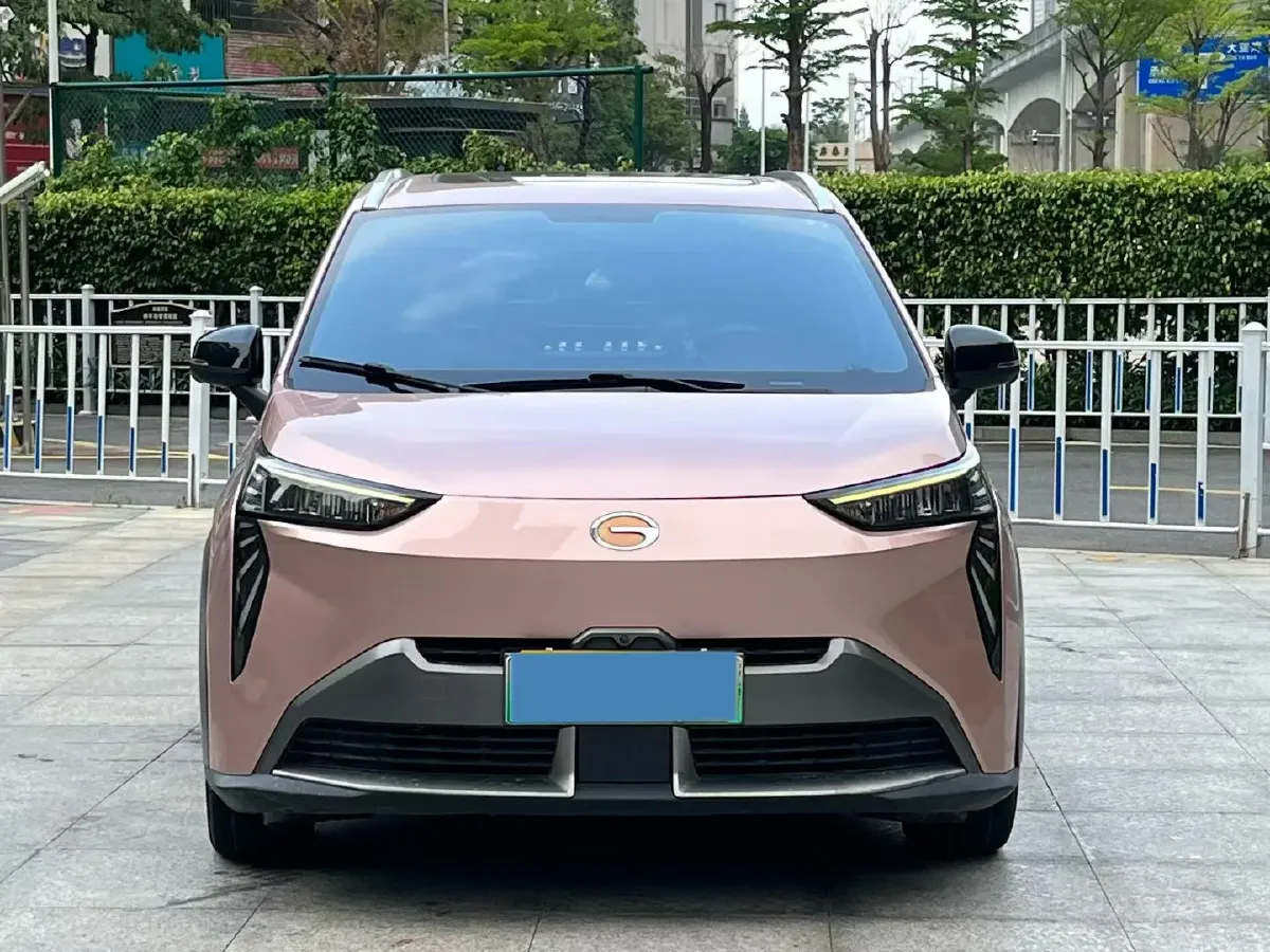 2022 Geely Okavango 1.8T 184HP L4 7DCT,autocango,china used car exporter,china ev exporter,chinese used car exporter,chinese used ev exporter