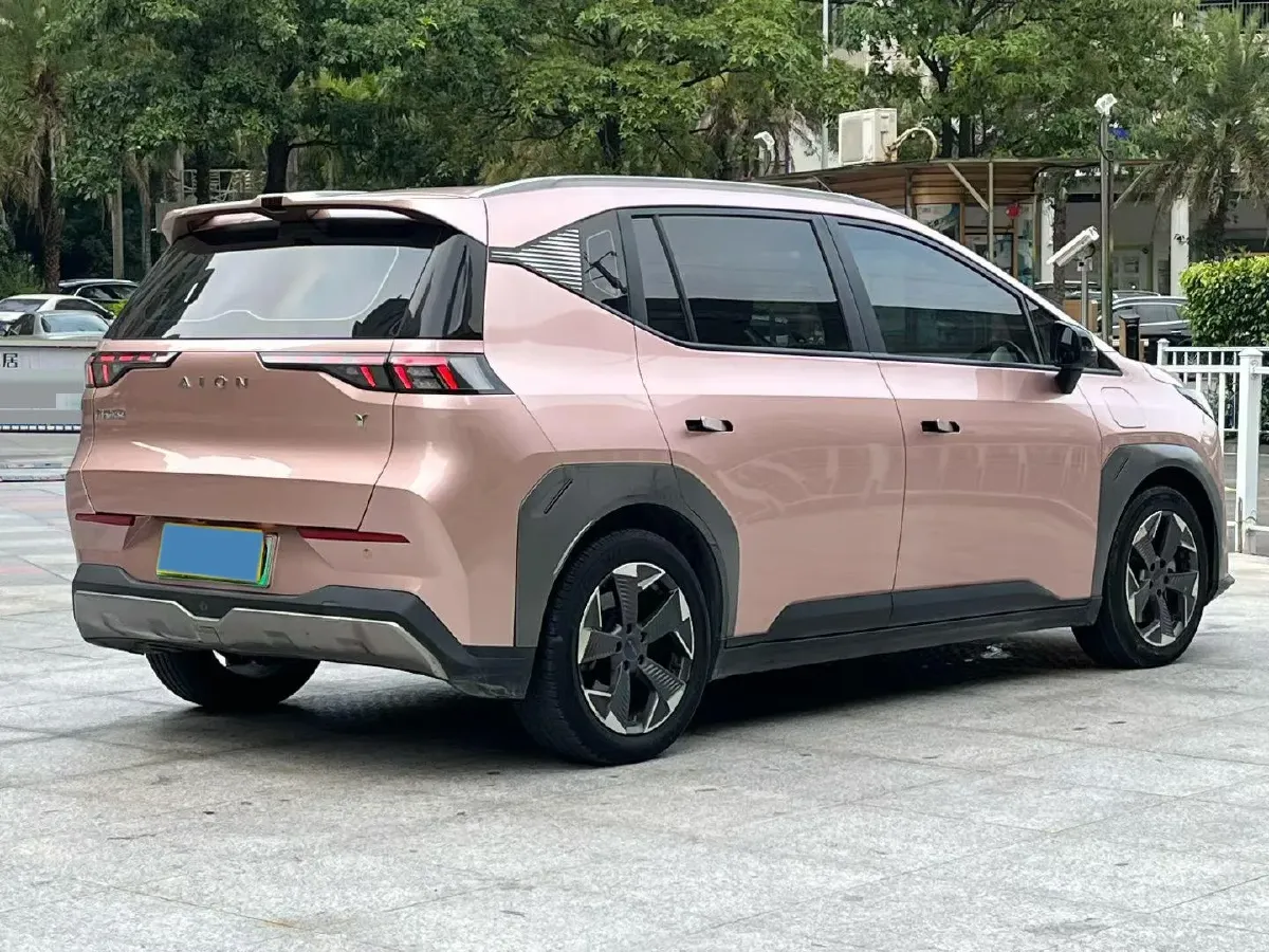 2022 Geely Okavango 1.8T 184HP L4 7DCT,autocango,china used car exporter,china ev exporter,chinese used car exporter,chinese used ev exporter