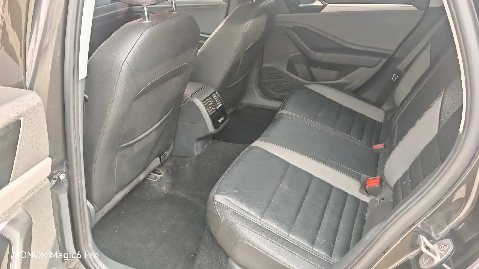 2020 Volkswagen Sagitar 1.2T 116HP L4 7DCT,autocango,china used car exporter,china ev exporter,chinese used car exporter,chinese used ev exporter