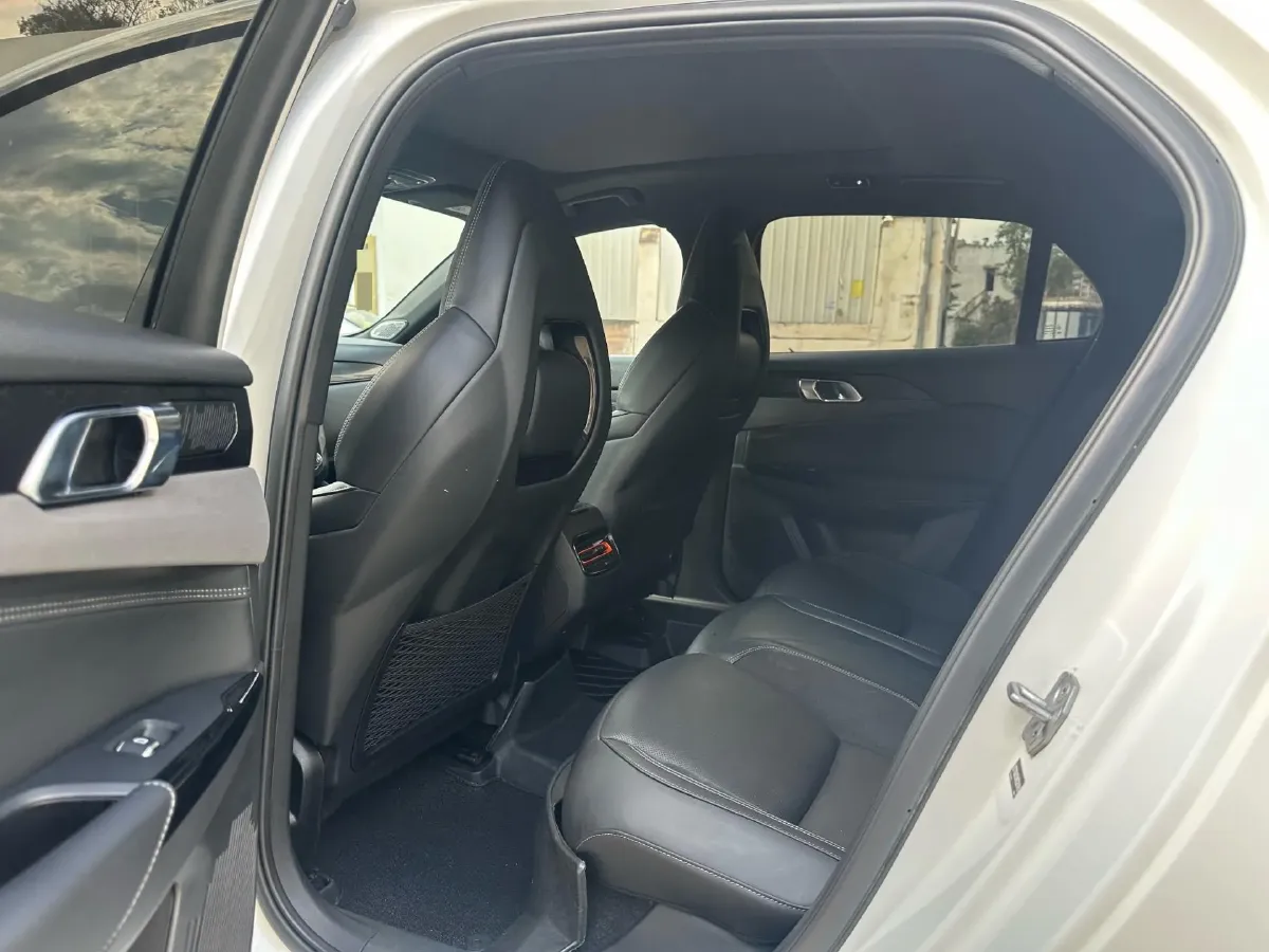 2022 LYNK&CO 03 1.5T 180HP L3 7DCT,autocango,china used car exporter,china ev exporter,chinese used car exporter,chinese used ev exporter