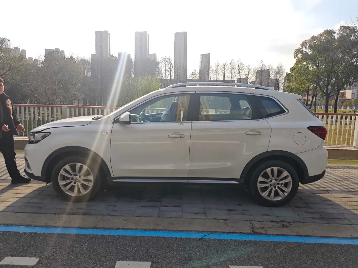 2018 Roewe RX5 1.5T 169HP L4 7DCT,autocango,china used car exporter,china ev exporter,chinese used car exporter,chinese used ev exporter