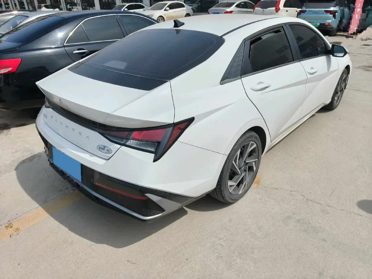 2022 Hyundai Elantra 1.5L 115HP L4 CVT,autocango,china used car exporter,china ev exporter,chinese used car exporter,chinese used ev exporter