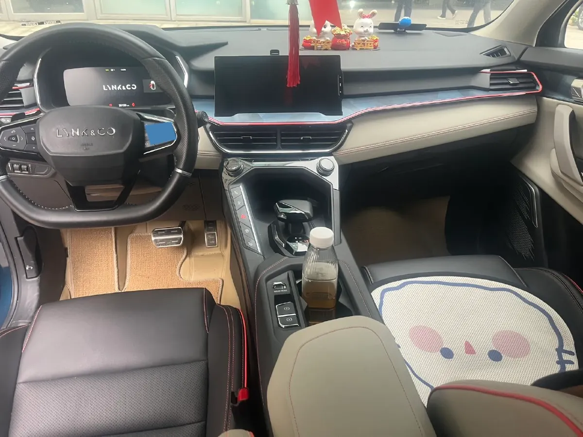 2020 LYNK&CO 06 1.5T 177HP L3 7DCT,autocango,china used car exporter,china ev exporter,chinese used car exporter,chinese used ev exporter