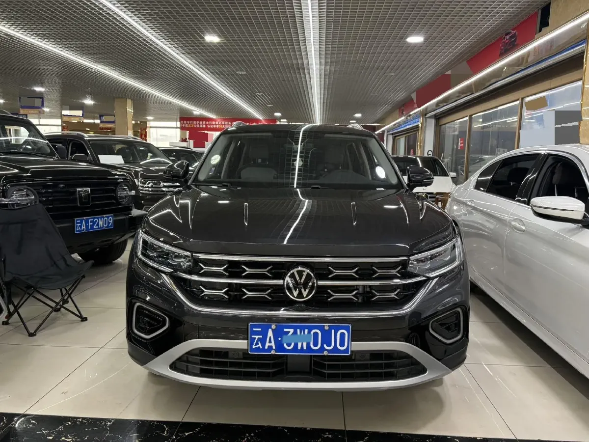 2024 Volkswagen Tayron 2.0T 186HP L4 7DCT,autocango,china used car exporter,china ev exporter,chinese used car exporter,chinese used ev exporter
