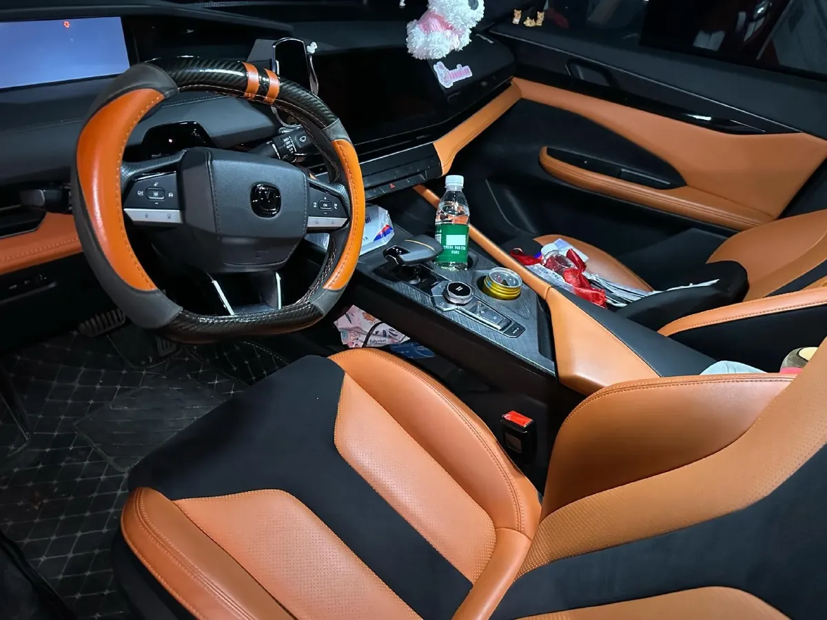 2023 ChangAn UNI-V 1.5T 188HP L4 7DCT,autocango,china used car exporter,china ev exporter,chinese used car exporter,chinese used ev exporter