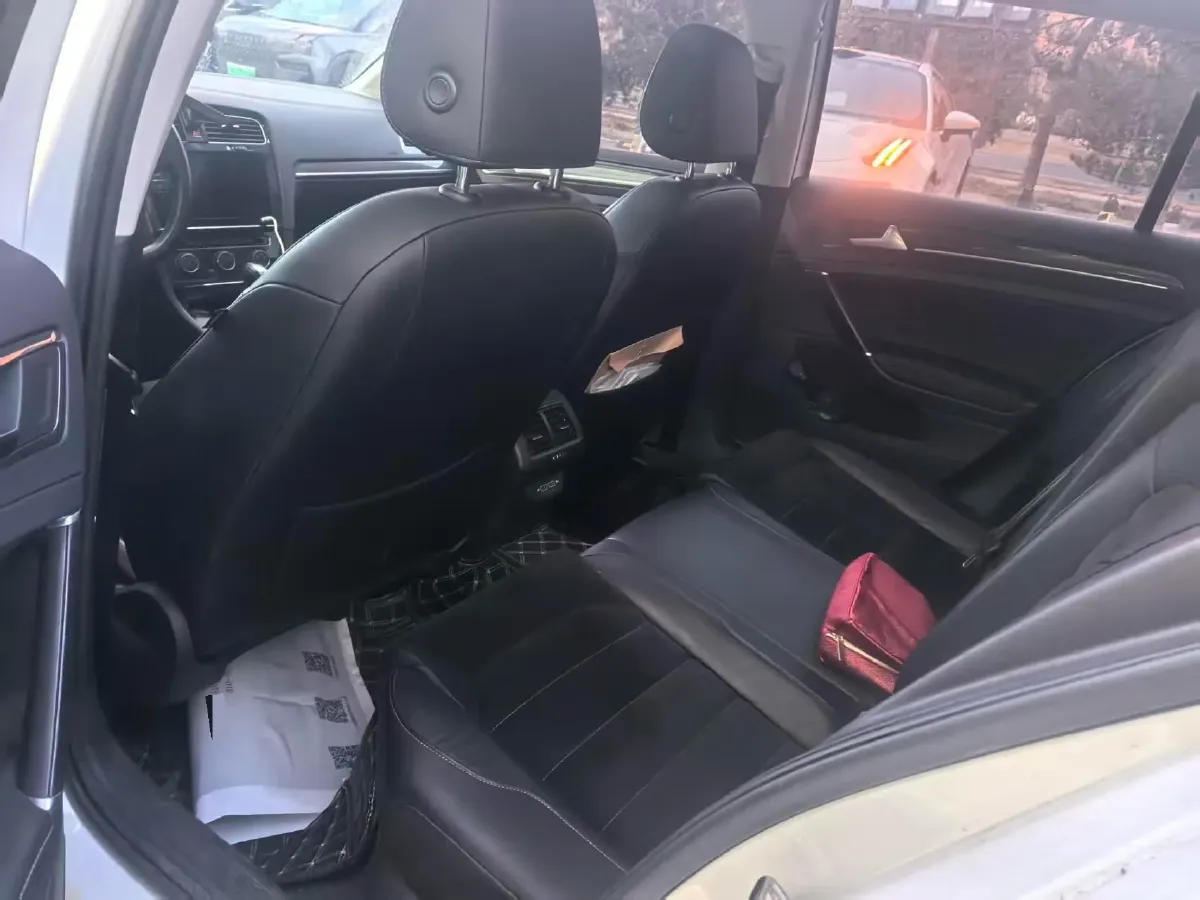 2020 Volkswagen Golf 1.4T 150HP L4 7DCT,autocango,china used car exporter,china ev exporter,chinese used car exporter,chinese used ev exporter