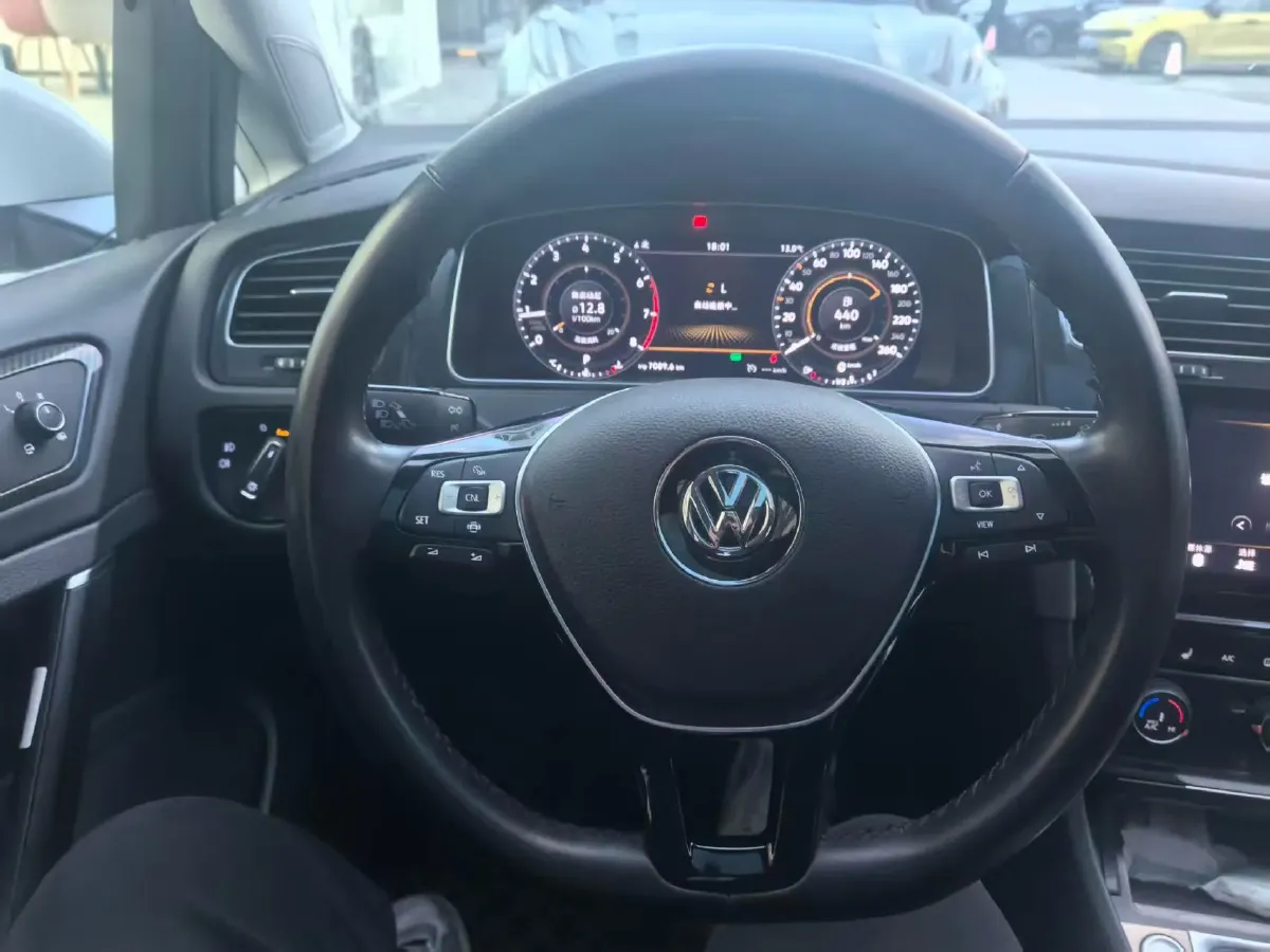 2020 Volkswagen Golf 1.4T 150HP L4 7DCT,autocango,china used car exporter,china ev exporter,chinese used car exporter,chinese used ev exporter