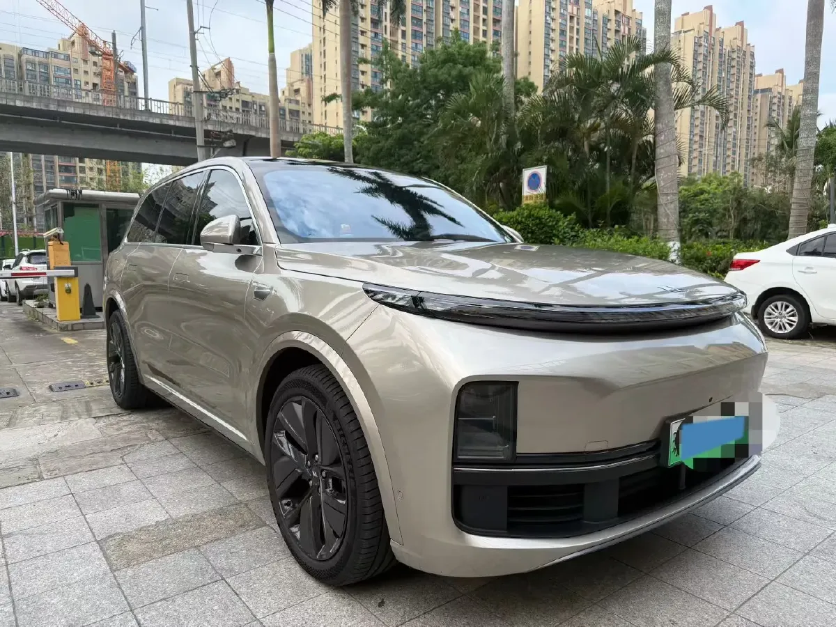 2024 Land Rover Range Rover Evoque 1.5T 200HP L3 8AT PHEV 15.5KWH,autocango,china used car exporter,china ev exporter,chinese used car exporter,chinese used ev exporter