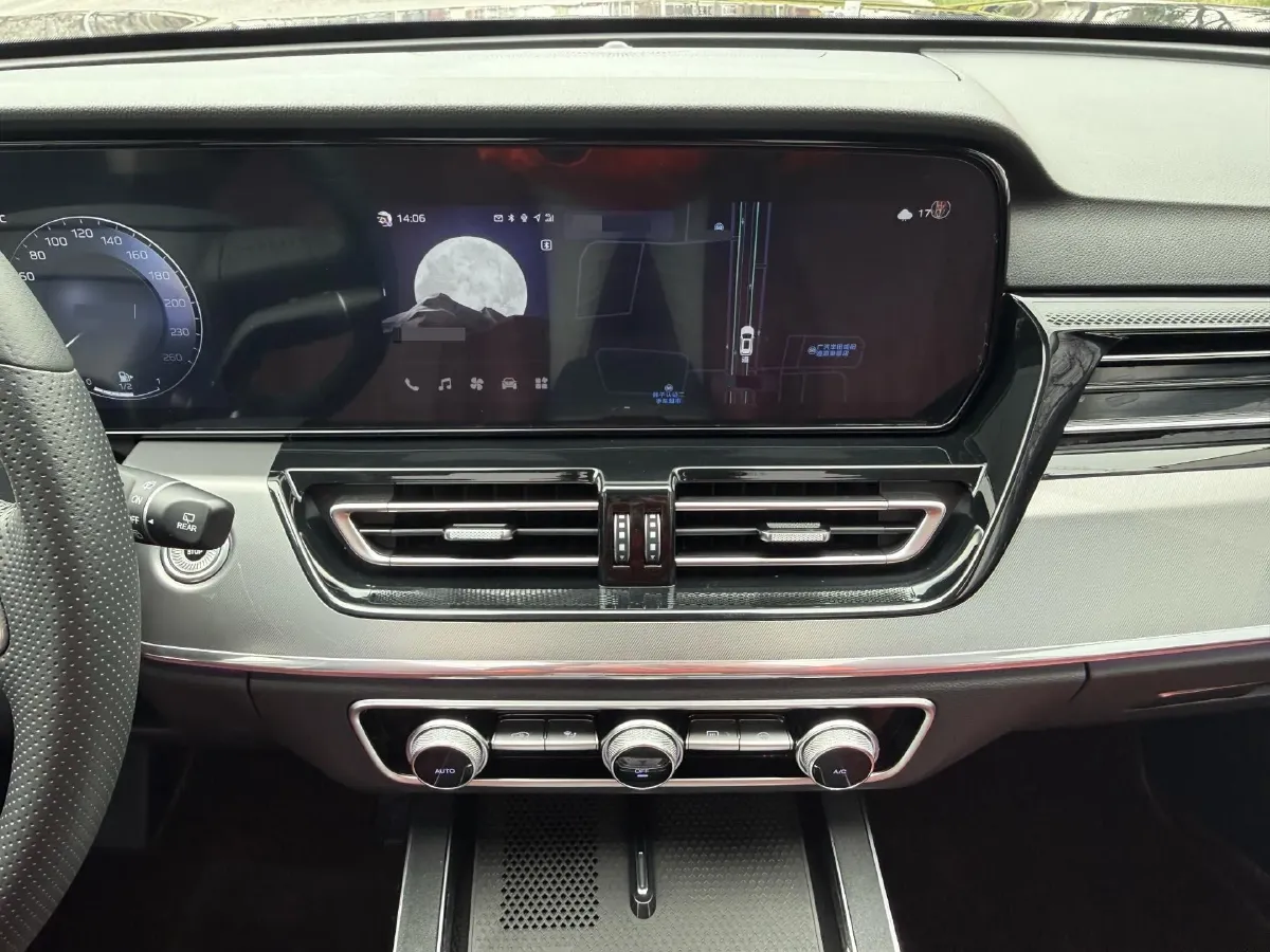 2023 HongQi HS5 2.0T 252HP L4 8AT,autocango,china used car exporter,china ev exporter,chinese used car exporter,chinese used ev exporter