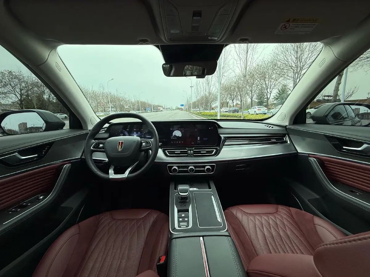 2023 HongQi HS5 2.0T 252HP L4 8AT,autocango,china used car exporter,china ev exporter,chinese used car exporter,chinese used ev exporter