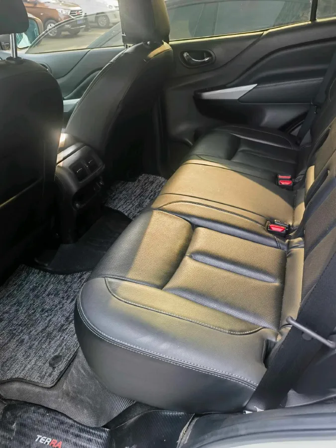 2020 Nissan Terra 2.5L 193HP L4 7AT,autocango,china used car exporter,china ev exporter,chinese used car exporter,chinese used ev exporter