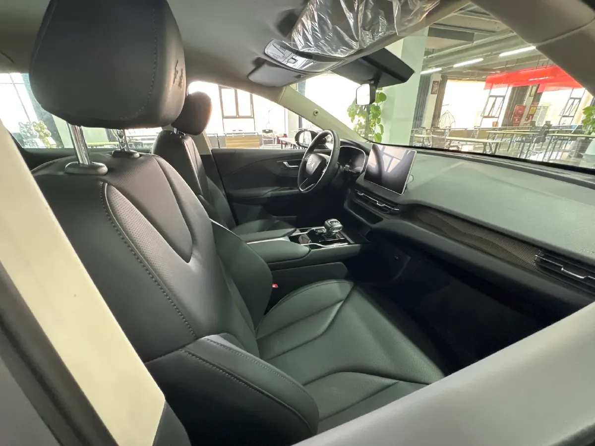 2021 HongQi E-QM5 BEV 54KWH,autocango,china used car exporter,china ev exporter,chinese used car exporter,chinese used ev exporter