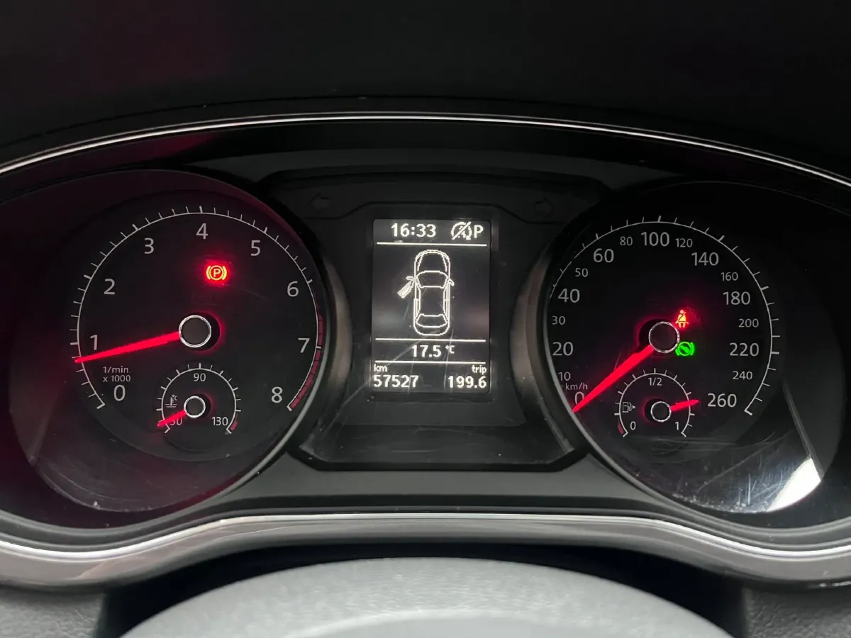 2017 Volkswagen Passat 1.8T 180HP L4 7DCT,autocango,china used car exporter,china ev exporter,chinese used car exporter,chinese used ev exporter