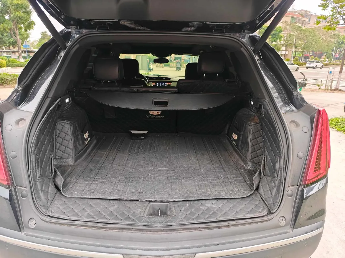 2022 Cadillac XT5 2.0T 237HP L4 9AT,autocango,china used car exporter,china ev exporter,chinese used car exporter,chinese used ev exporter