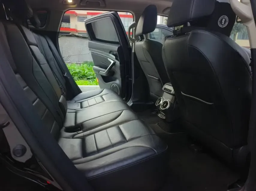 2017 WEY VV7 2.0T 234HP L4 7DCT,autocango,china used car exporter,china ev exporter,chinese used car exporter,chinese used ev exporter