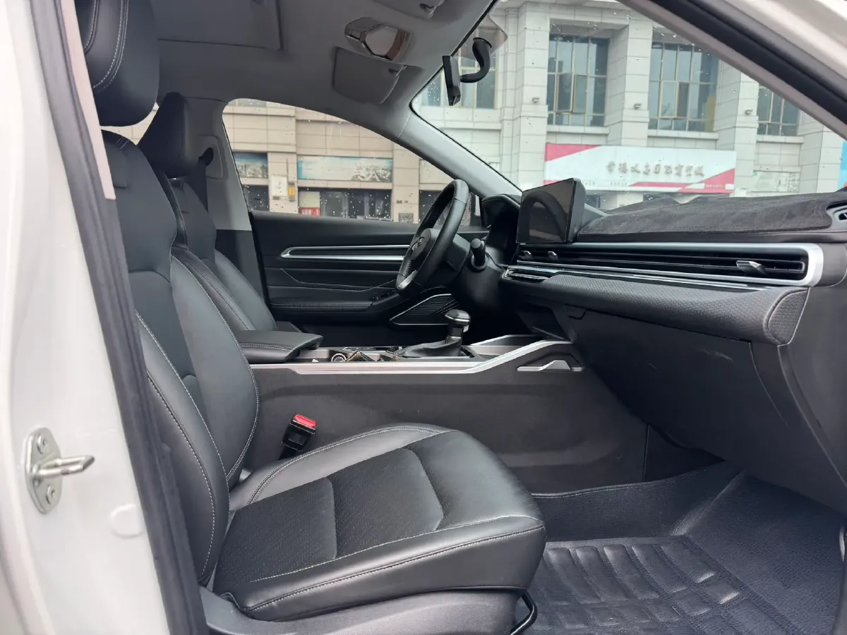 2022 Geely Emgrand 1.5L 114HP L4 CVT,autocango,china used car exporter,china ev exporter,chinese used car exporter,chinese used ev exporter