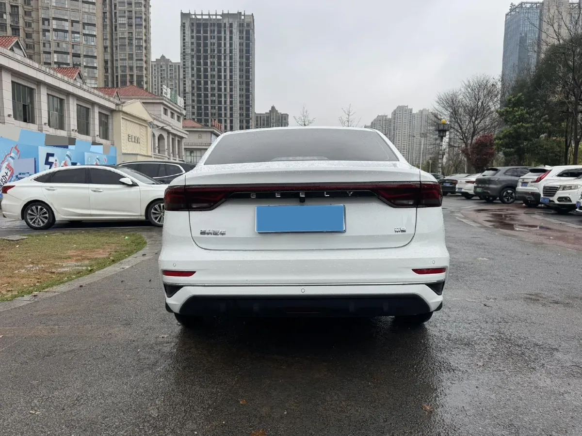 2022 Geely Emgrand 1.5L 114HP L4 CVT,autocango,china used car exporter,china ev exporter,chinese used car exporter,chinese used ev exporter