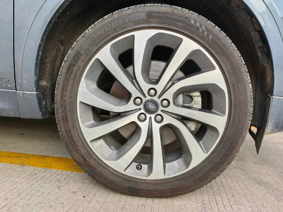 2021 Land Rover Discovery Sport 2.0T 249HP L4 9AT,autocango,china used car exporter,china ev exporter,chinese used car exporter,chinese used ev exporter