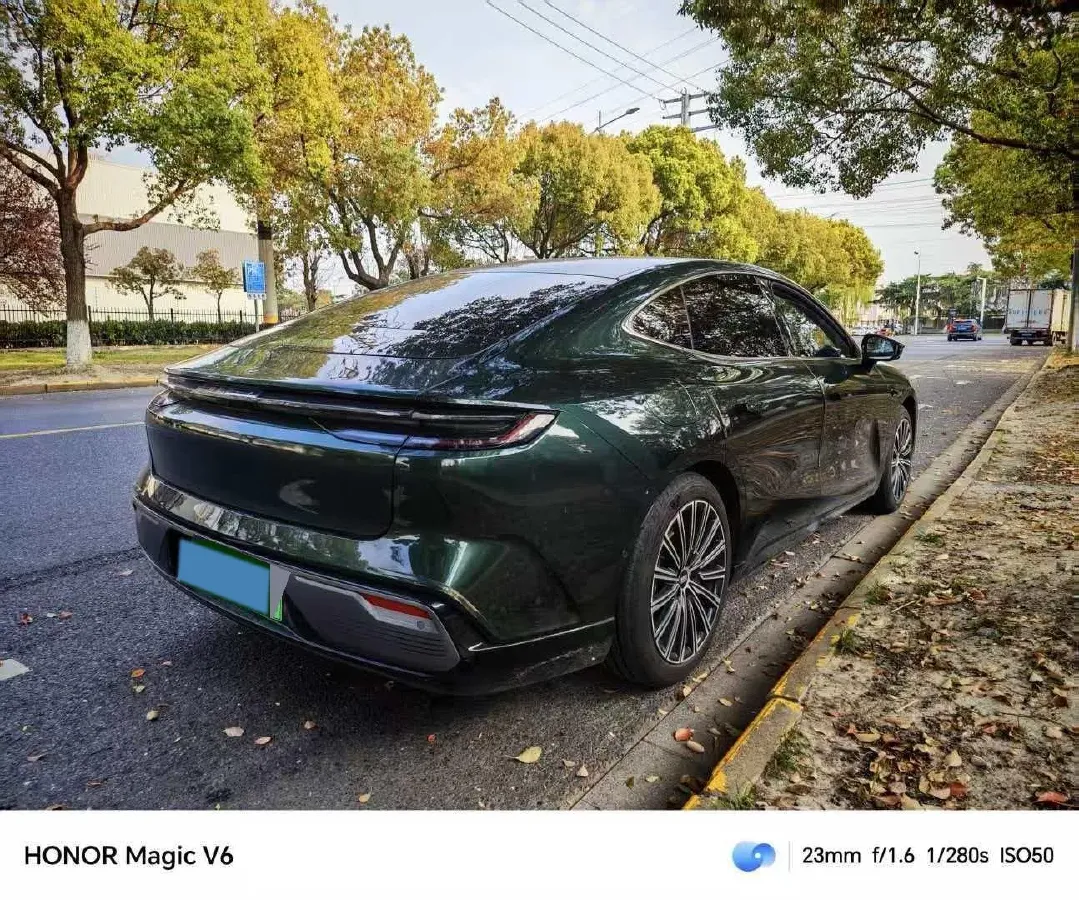 2025 Geely Galaxy Starshine 8 1.5T 163HP L4 3DHT PHEV 27.69KWH,autocango,china used car exporter,china ev exporter,chinese used car exporter,chinese used ev exporter