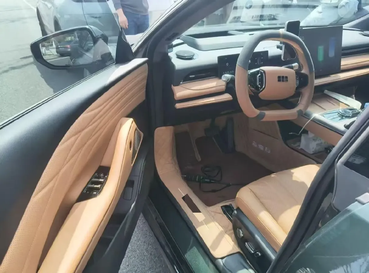 2025 Geely Galaxy Starshine 8 1.5T 163HP L4 3DHT PHEV 27.69KWH,autocango,china used car exporter,china ev exporter,chinese used car exporter,chinese used ev exporter