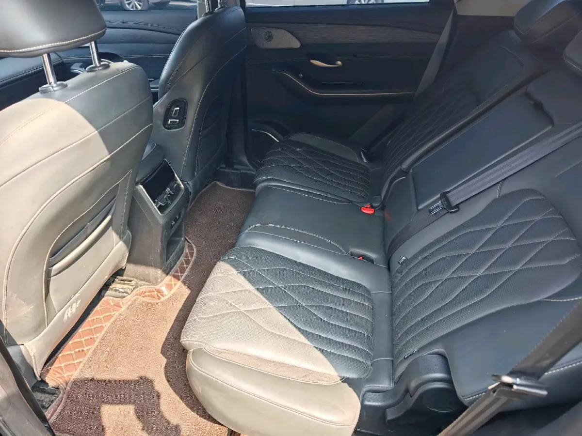 2023 Jetour Traveller 2.0T 254HP L4 7DCT,autocango,china used car exporter,china ev exporter,chinese used car exporter,chinese used ev exporter