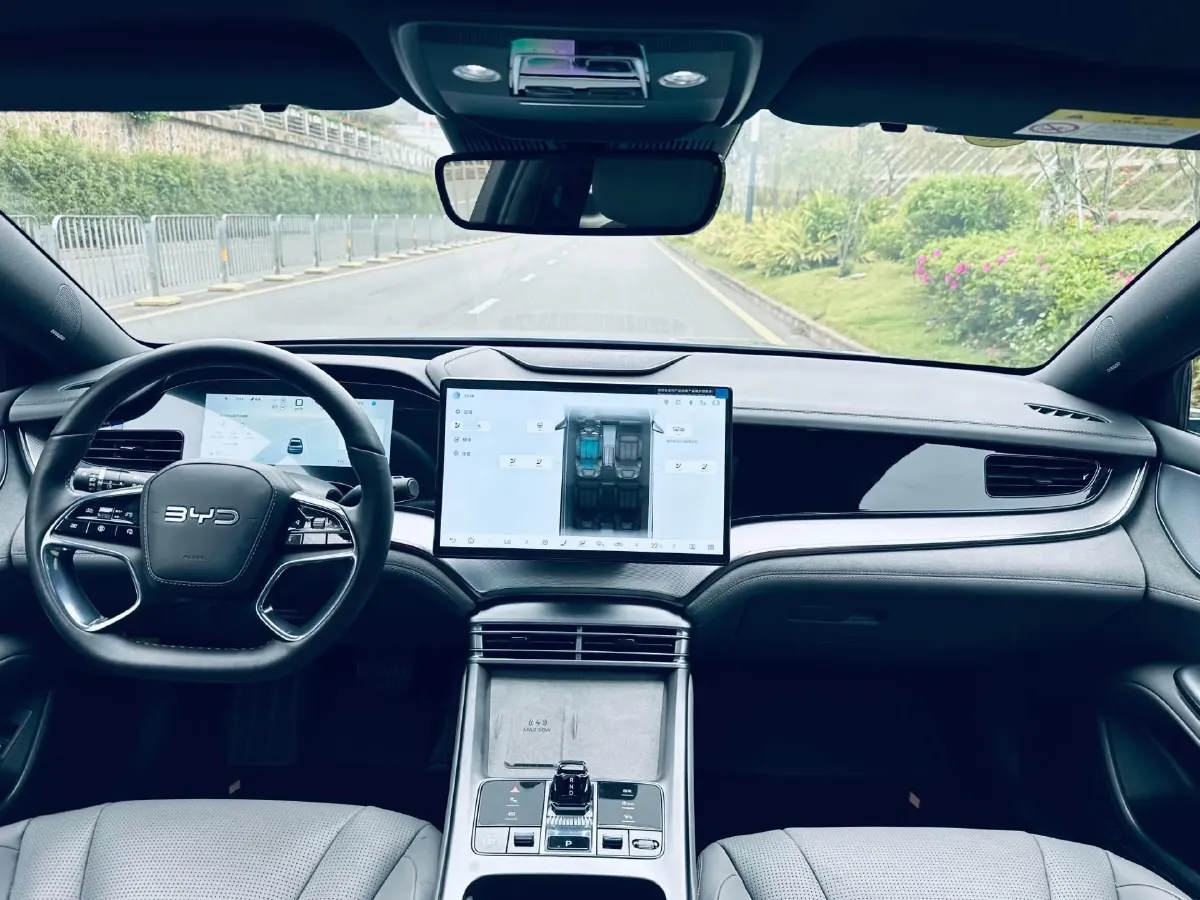 2025 BYD Seal07 DM-i 1.5L 101HP L4 E-CVT PHEV 17.6KWH,autocango,china used car exporter,china ev exporter,chinese used car exporter,chinese used ev exporter