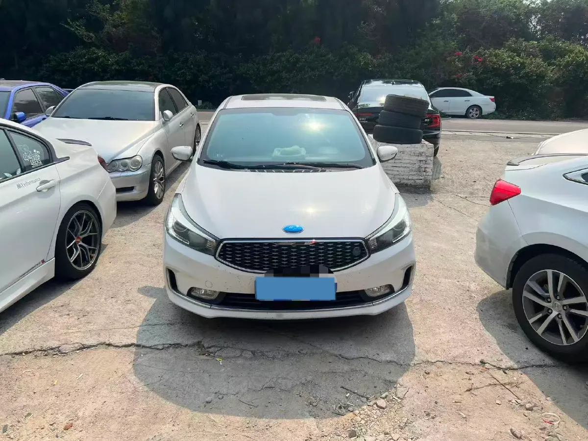 2017 Kia K3 1.6L 128HP L4 6AT,autocango,china used car exporter,china ev exporter,chinese used car exporter,chinese used ev exporter